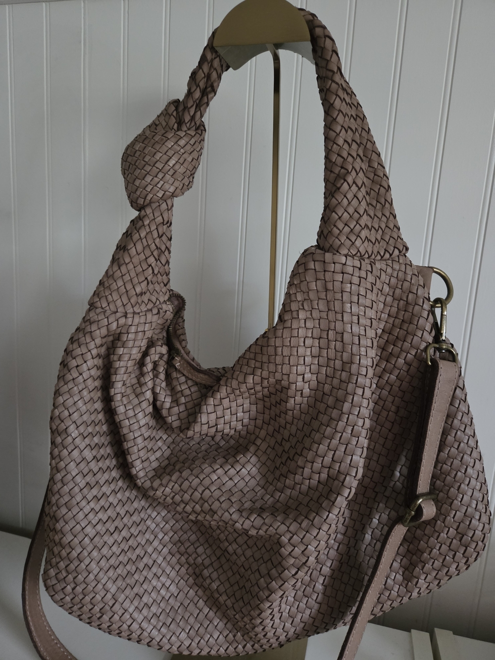 Woven Hobo Shoulder Bag in Taupe